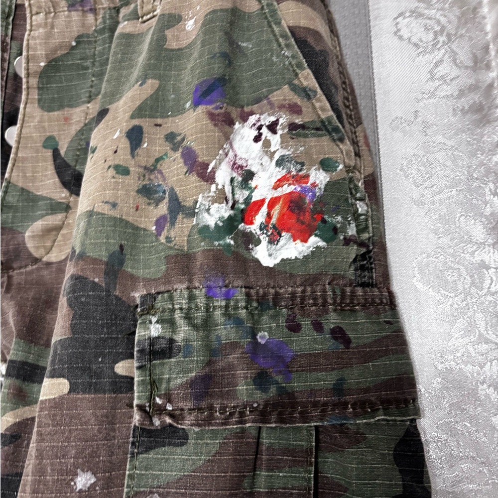 Men's Urban Camouflage Cargo Pants - Picture 5 of 10